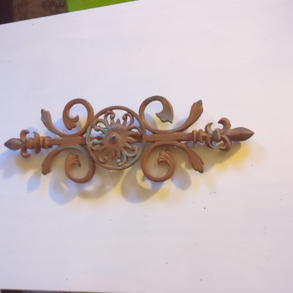 Rust Iron Decor